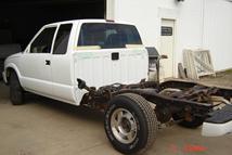 Southern Truck installs Texas rust free Chevy S10 extended cab assembly.