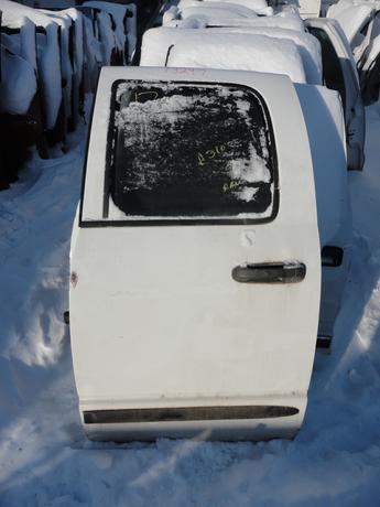 02-09 DODGE CREW CAB POWER COMPLETE DRIVERS REAR DOOR. GOOD CONDITION, SCUFFS AND SCRATCHES THROUGHOUT. #1329709