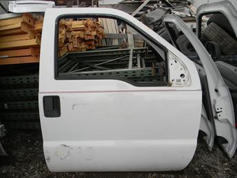 2008 2009 2010 2011 2012 2013 2014 2015 2016 FORD SUPER DUTY PASSENGER DOOR, POWER WINDOW. OKAY CONDITION- BIG DENT ON THE LOWER. #14048