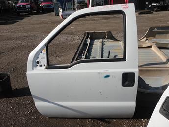 08-16 FORD SUPERDUTY DRIVERS DOOR. REFERENCE INVENTORY NUMBER #12945 WHEN INQUIRING.