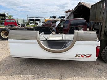 1999 2000 2001 2002 2003 2004 2005 2006 2007 2008 2009 2010 FORD SUPER DUTY LONG BED. RH SIDE- DENTS BY TAILLIGHT, LH SIDE- DENT ABOVE TAILLIGHT, SPRAY IN BEDLINER-WORN AND NEEDS REDONE. #16014