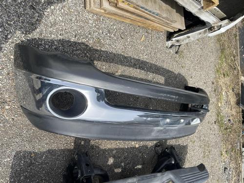 2002 2003 2004 2005 DODGE 1500 FRONT BUMPER. COMPLETE BUMPER, VERY NICE SHAPE, RUST FREE. #15630