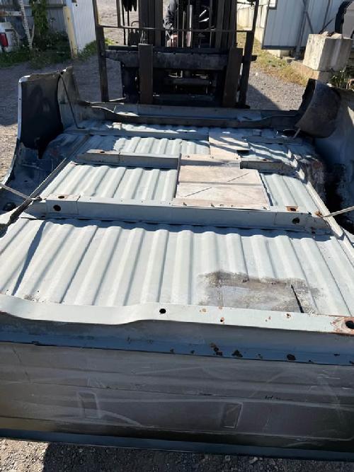 1999 2000 2001 2002 2003 2004 2005 2006 2007 2008 2009 2010 FORD SUPER DUTY SHORT BED. BEDSIDES HAVE SOME SMALL DINGS, THERE WAS A CUT OUT IN THE FLOOR THAT HAS BEEN PATCHED. RUST FREE #16007