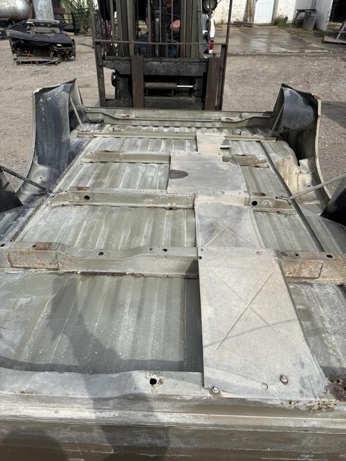 1999 2000 2001 2002 2003 2004 2005 2006 2007 2008 2009 2010 FORD SUPER DUTY LONG BED. RH SIDE- DEEP SCRAPES/DENTS ON WHEEL WELL. LH SIDE- GOOD. SPRAY IN BEDLINER, SOME DENTS IN THE FLOOR. RUST FREE #16011